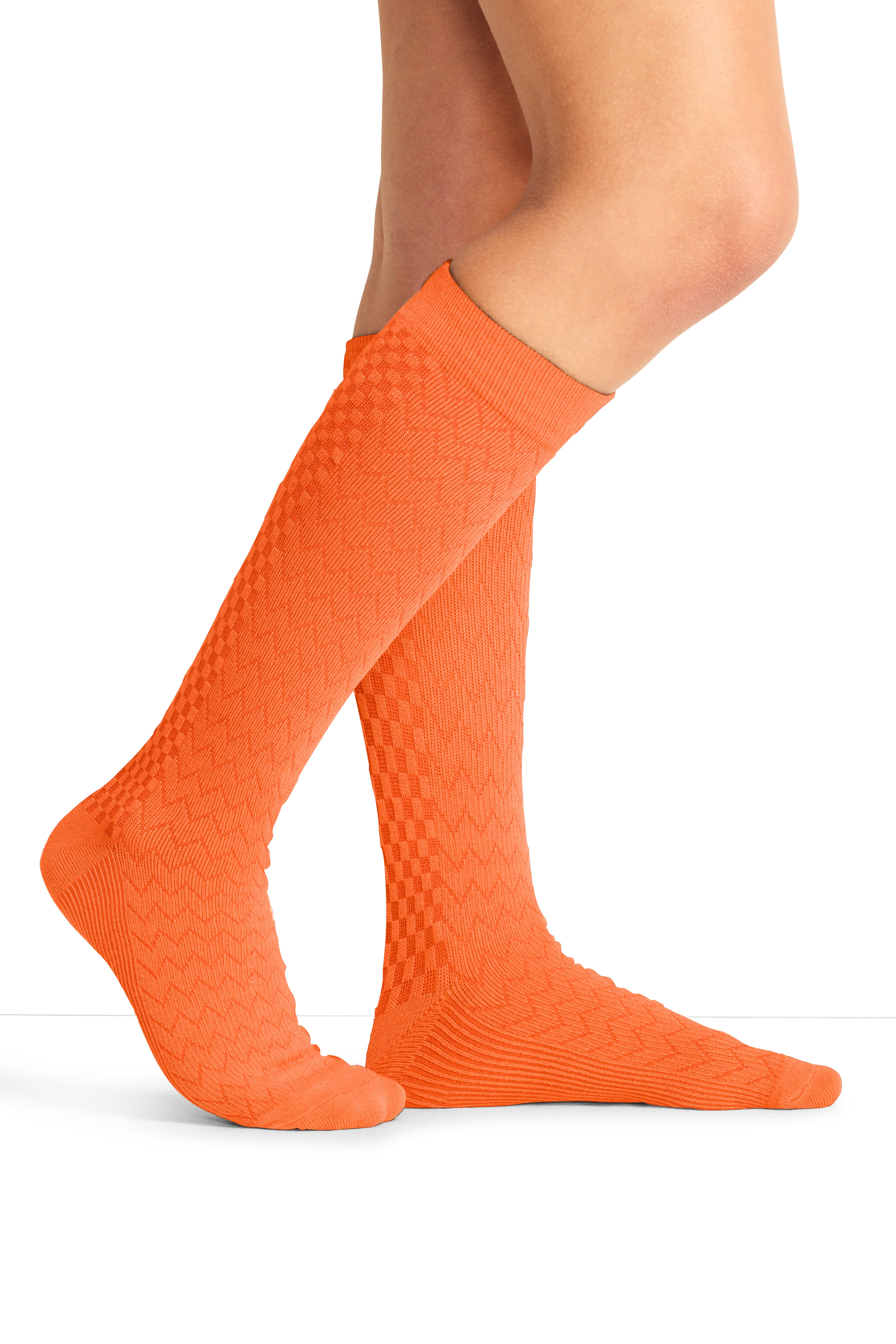 Women's True Support 10-15 mmHg Compression Sock, MNZ Mandarine Zest | orange, large
