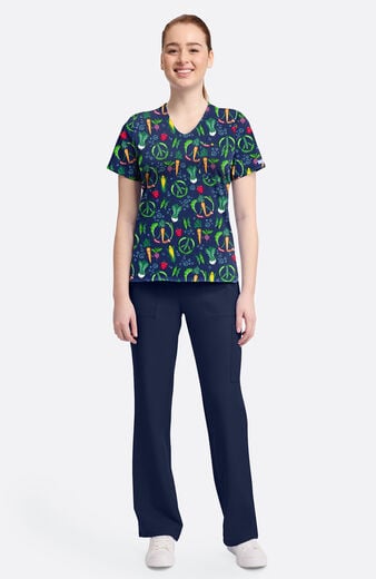 Women's Growing Love Print Scrubb Top Women's Growing Love Print Scrubb Top