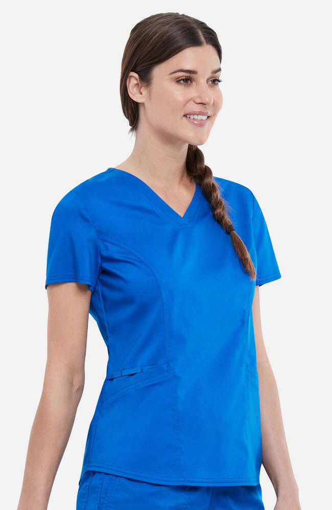 Best scrub clearance brands for petite