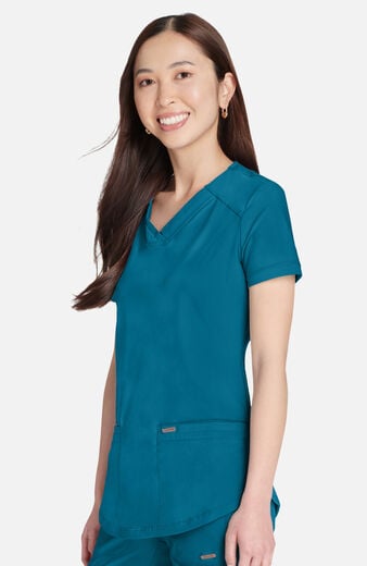 Women's Curved Hemline V-Neck Scrub Top Women's Curved Hemline V-Neck Scrub Top