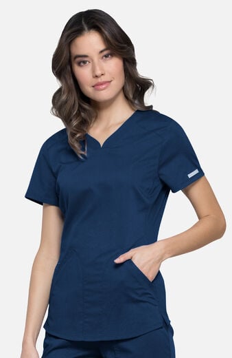 Women's 2-Pocket Sweetheart V-Neck Scrub Top Women's 2-Pocket Sweetheart V-Neck Scrub Top