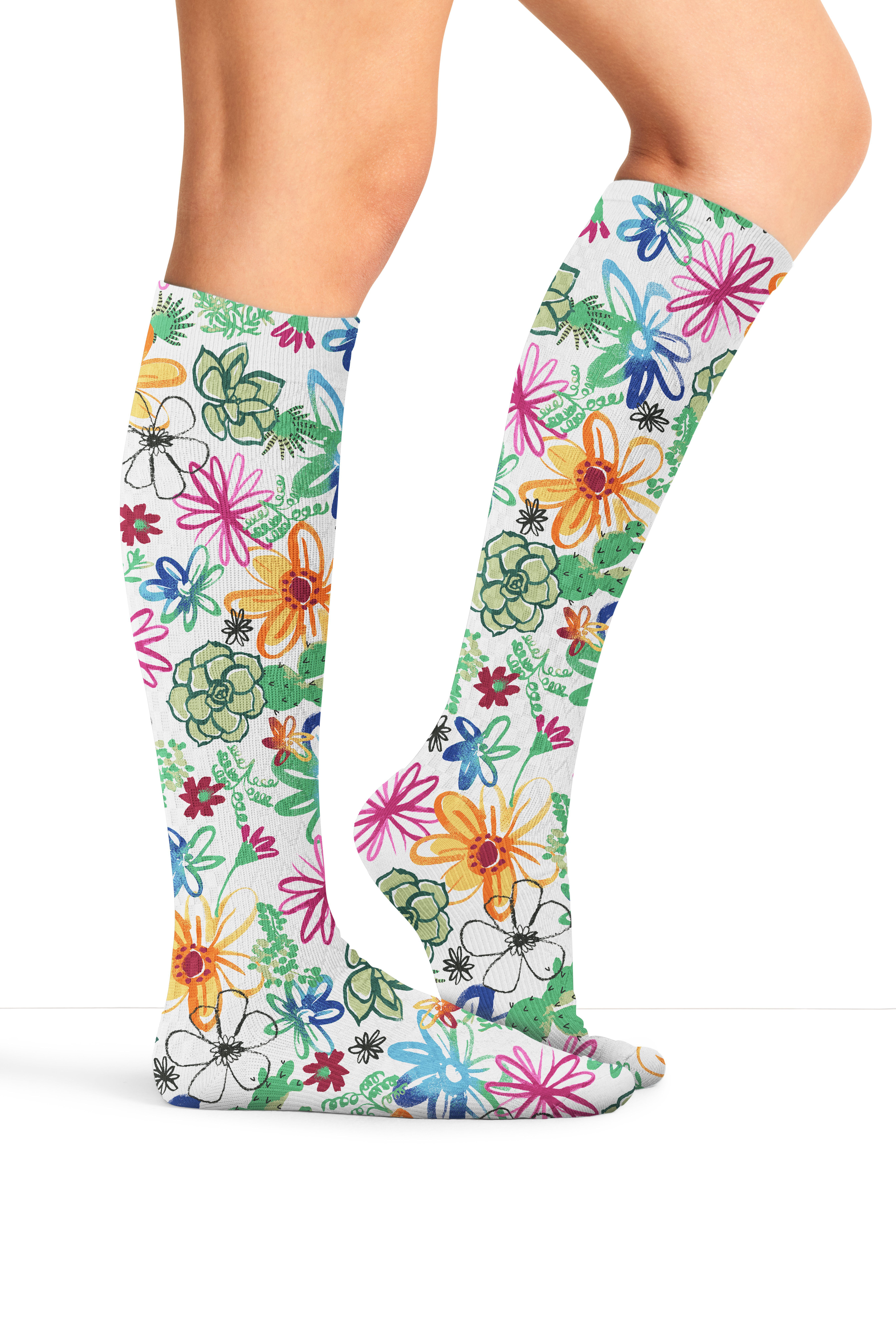 Women's Fashion 8-15 mmHg Knee High Compression Sock, , large