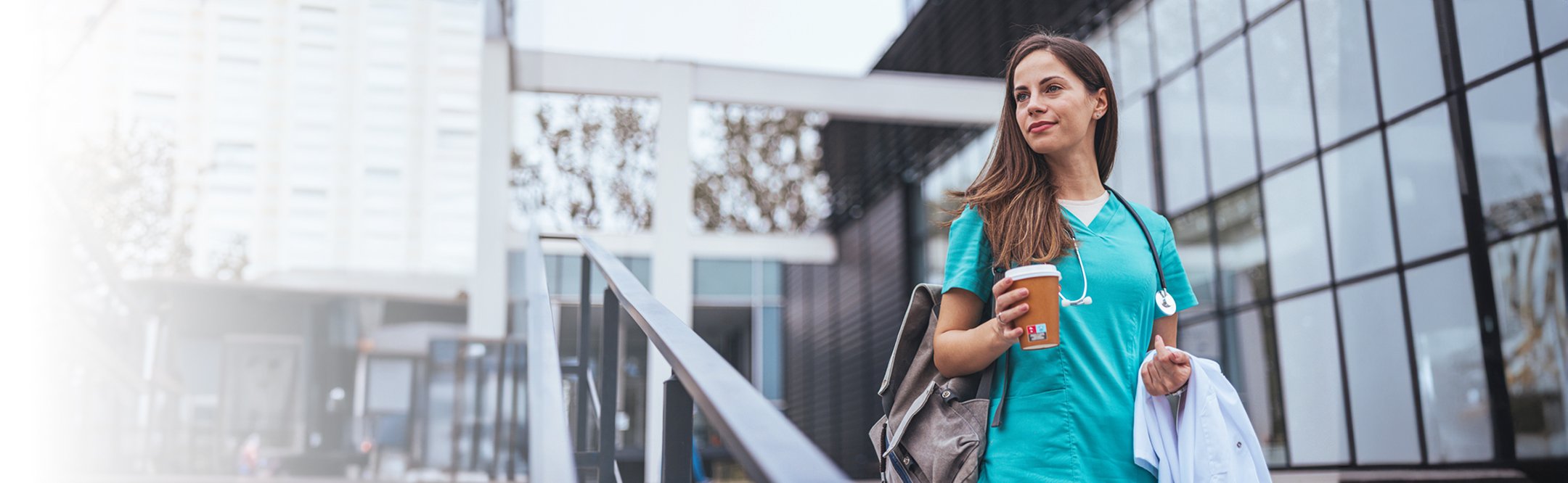 10 Pros and Cons of Travel Nursing: Is It the Right Career Move for You?